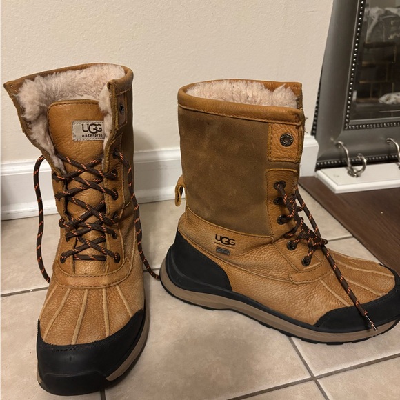 UGG Adirondack Chestnut Women’s Boots - Picture 7 of 9